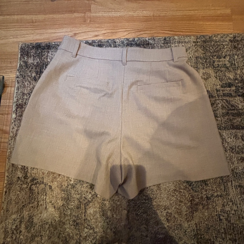 Express Midi High Rise Shorts - Picture 2 of 4